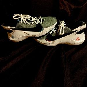 Nike Freaks 6Y PERFECT CONDITION